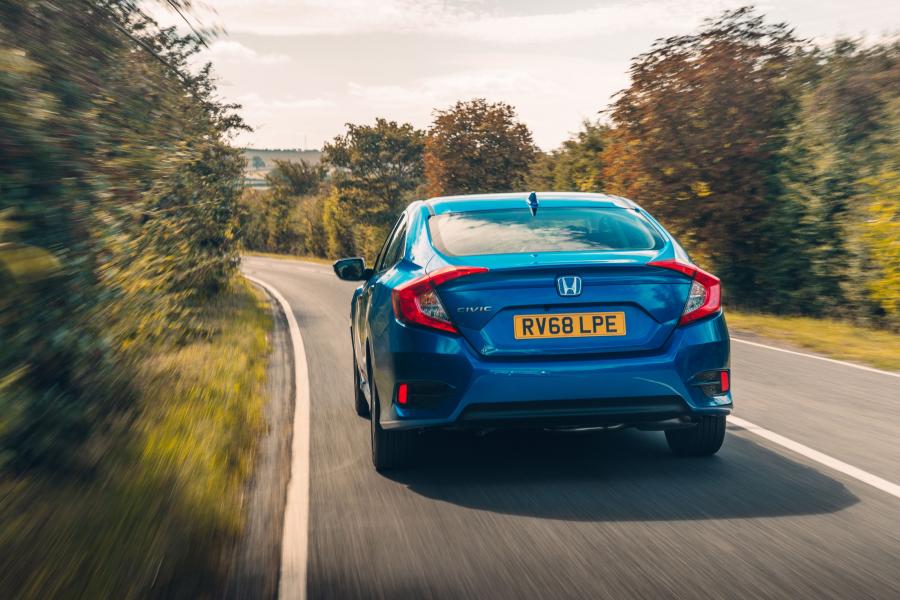  Honda Civic Sedan (FC) 2018 года  (UK) (фото 30 из 94)